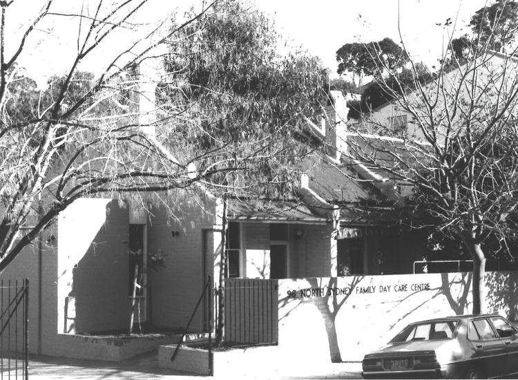 A black and white photo of the Family Day Care centre at 96 Bank Street from the 1970s